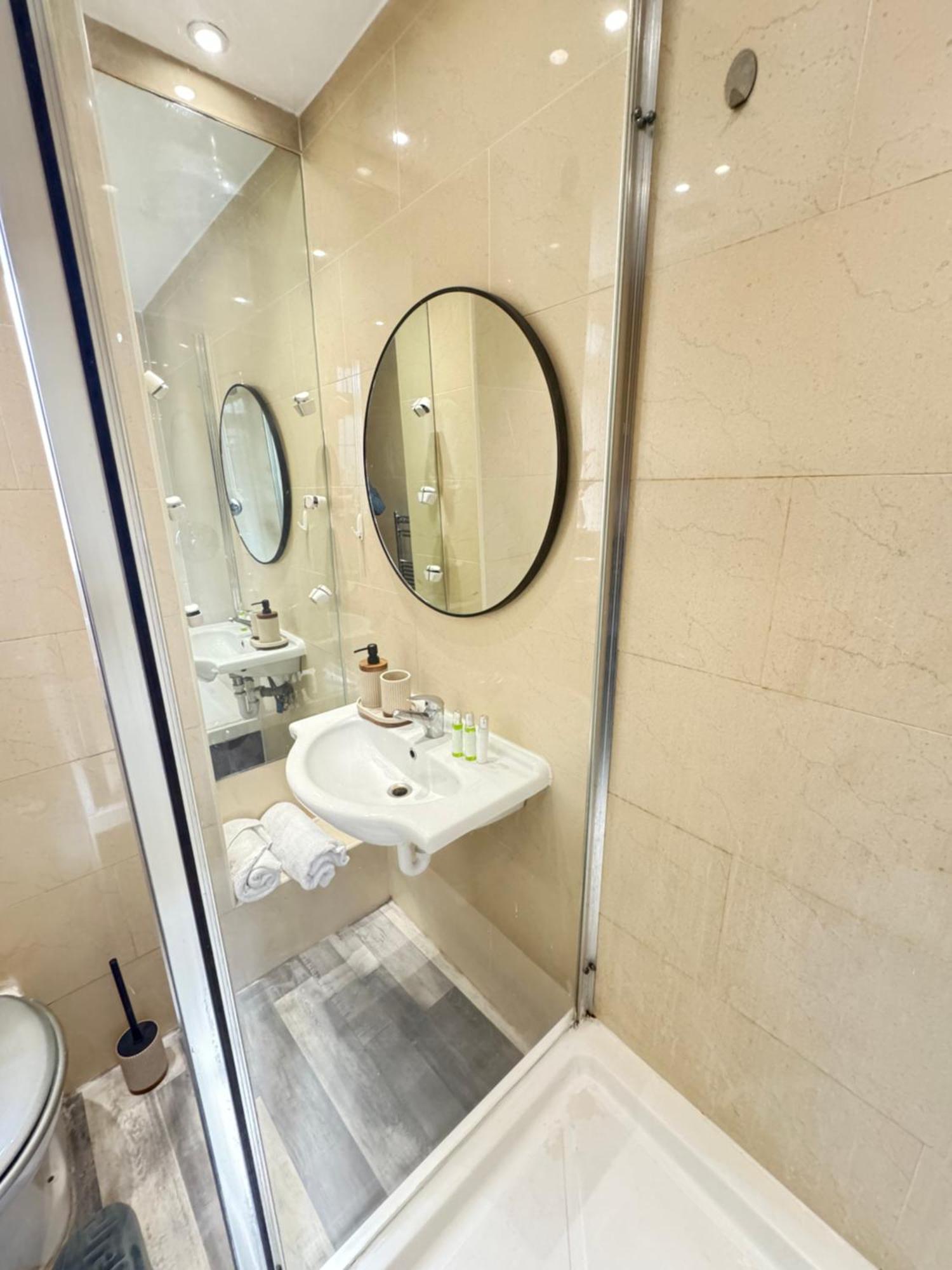 Eye One Bedroom Apartment London