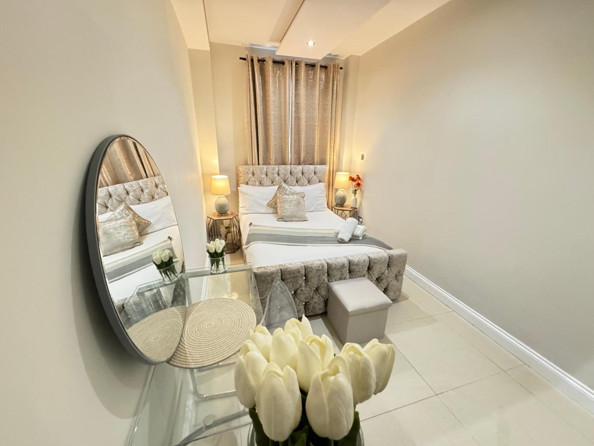 Eye One Bedroom Apartment London