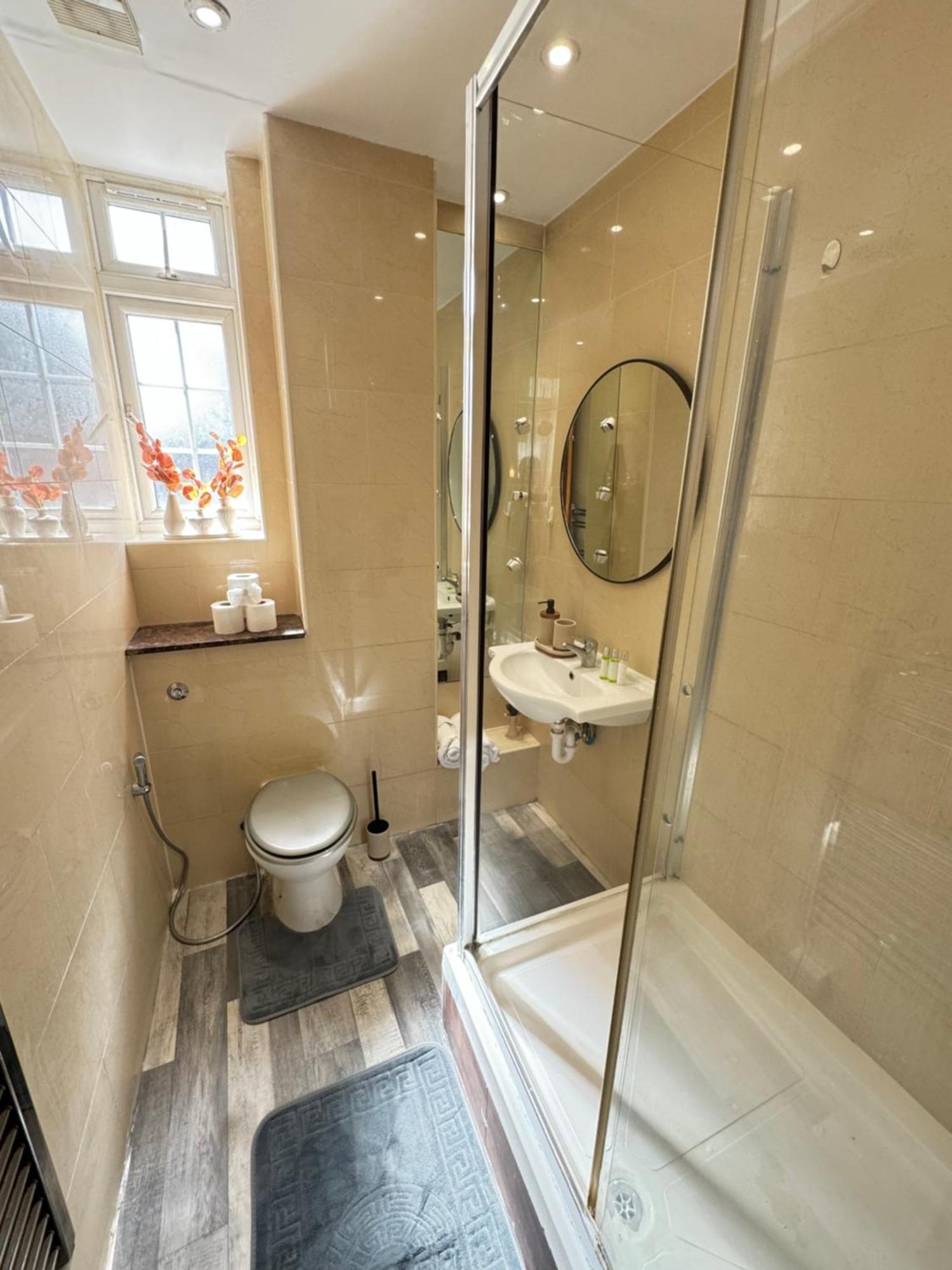 Eye One Bedroom Apartment London